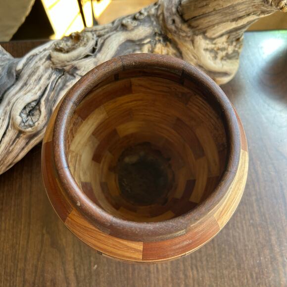 Vintage SOUTHWEST HAND TURNED WOOD Art VASE 7.5” tall - Picture 7 of 10